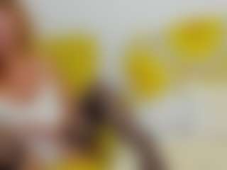 Live cam show with britishmilfpenelope - Spank MILF on xfollow cams