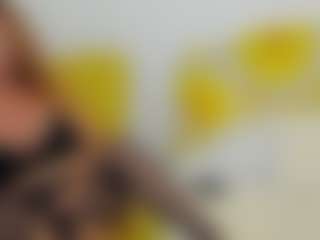 Live cam show with britishmilfpenelope - Mature on Camsoda