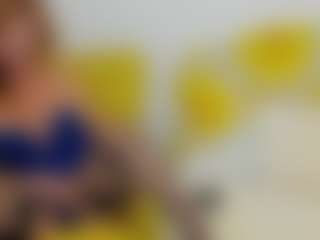 Live cam show with britishmilfpenelope - Bedroom Mature on Camsoda