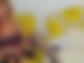 Live cam show with britishmilfpenelope - Oil on Camsoda