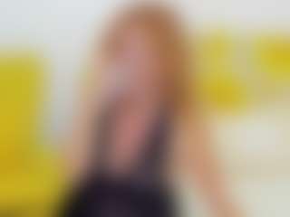 Live cam show with britishmilfpenelope - Oil on Camsoda
