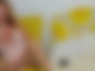 britishmilfpenelope MILF webcam performer live streaming