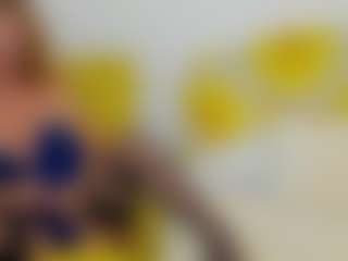 Live cam show with britishmilfpenelope - Middle Aged on Gym Cam Girls