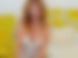 Live cam show with britishmilfpenelope - Shaved Pussy on Camsoda