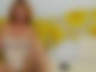 britishmilfpenelope's Live Sex Cam Show