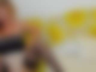 Live cam show with britishmilfpenelope - Strip Mature on Camsoda