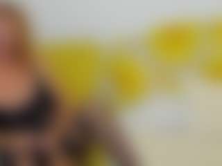 Live cam show with britishmilfpenelope - Shaved Pussy on live.xheat.ai
