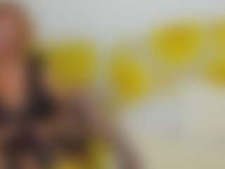 Spettacolo in cam dal vivo con britishmilfpenelope - Interactivetoy Granny su Camsoda
