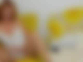 britishmilfpenelope MILF webcam performer live streaming