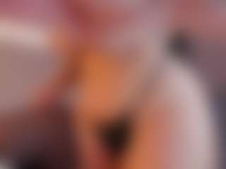 elamorales's Live Sex Cam Show