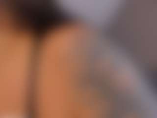 Live cam show with elamorales - BBW on Camsoda.co