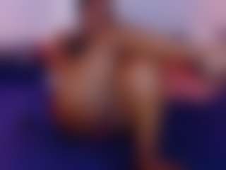 Kiara Evans's Live Sex Cam Show