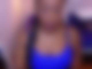 Live cam show with Kiara Evans - Black MILF on livesuperchat.net