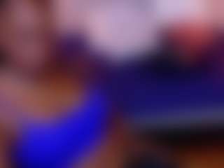 Live cam show with Kiara Evans - Fingers on Camsoda Late Night