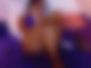 Live cam show with Kiara Evans - Ebony on livesuperchat.net | colombia