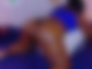 Live cam show with Kiara Evans - Ebony on CamSodaAdn | colombia