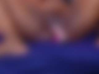 Live cam show with Kiara Evans - Spank Black on Uber Horny
