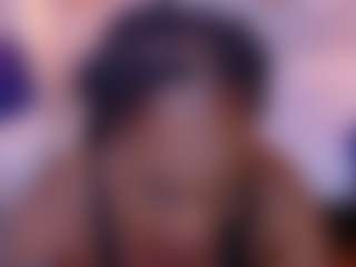 Live cam show with Kiara Evans - Ebony MILF on SinfulBabes