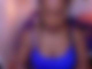 Live cam show with Kiara Evans - Black MILF on Camsoda | colombia