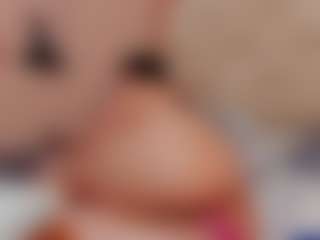 naomie-sky's Live Sex Cam Show