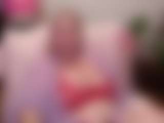 Live cam show with margotgrey - Strapon on SpankPalCams