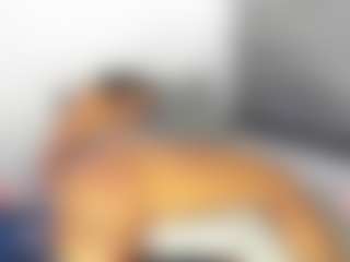 Live cam show with BUSTY PUTONA RELOADED - Bikini on galaxygirlnitro.com