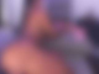 Live cam show with BUSTY PUTONA RELOADED - Blonde Hair on Soda Cam