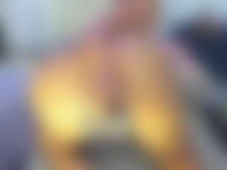 Live cam show with BUSTY PUTONA RELOADED - Blonde Hair on Camming Site