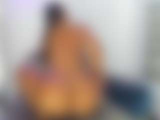 Live cam show with BUSTY PUTONA RELOADED - Shake on SpunkLive