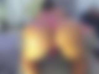 Live cam show with BUSTY PUTONA RELOADED - Big Ass on wildcum.com