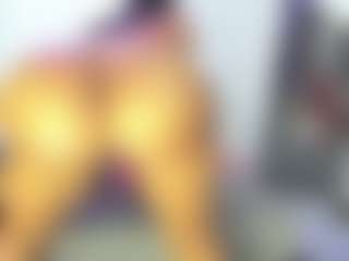 Live cam show with BUSTY PUTONA RELOADED - Bikini on Gym Cam Girls