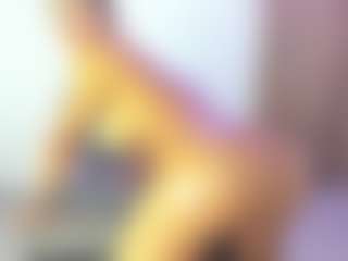 Live cam show with BUSTY PUTONA RELOADED - Brown Hair on Streamer API