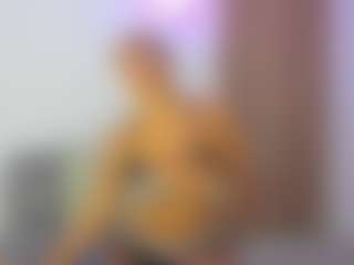 Live cam show with BUSTY PUTONA RELOADED - Blonde Hair Curvy on intimatelivegirls.com