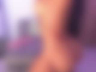 Live cam show with BUSTY PUTONA RELOADED - Gagging on TeamSkeetLive