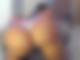 Live cam show with BUSTY PUTONA RELOADED - Living Room on livesuperchat.net