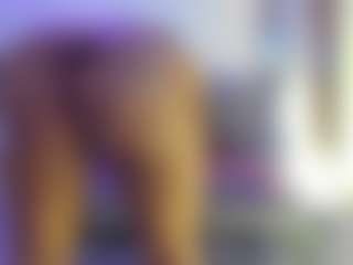 Live cam show with BUSTY PUTONA RELOADED - Blonde Hair Curvy on Dolls Live
