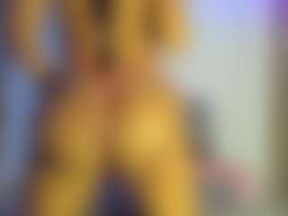 Show de cam sexual en vivo de BUSTY PUTONA RELOADED
