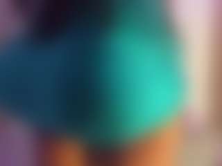 Live cam show with BUSTY PUTONA RELOADED - Big Ass on CamClone