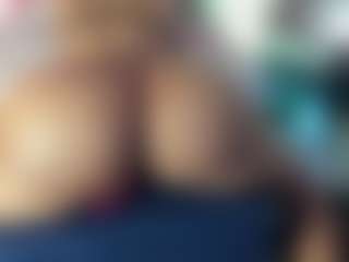 BUSTY PUTONA RELOADED's Live Sex Cam Show