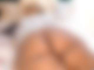 Live cam show with chubby30 - Ebony MILF on x69.live
