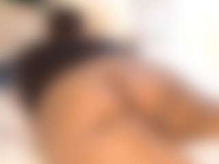 Live cam show with chubby30 - Black MILF on Camsoda