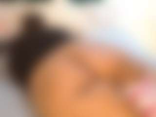 chubby30 MILF webcam performer live streaming
