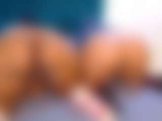 Live cam show with chubby30 - Spank on CamClone