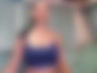 Spettacolo in cam dal vivo con DirtyBeya - Nylons su Camsoda