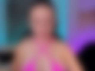 morganhicks MILF webcam performer live streaming