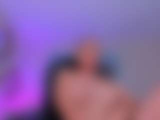 Live cam show with morganhicks - Curvy Teen (18+) on mypornchat.com