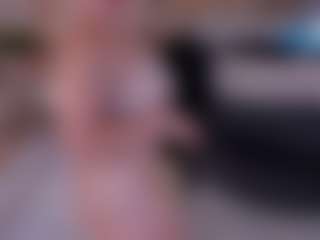 Modelka MILF morganhicks nadaje na żywo