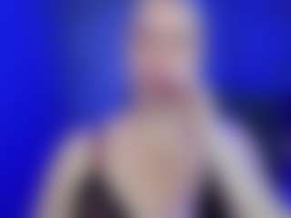 Live cam show with natusik - Chubby on infinitiblacc.com