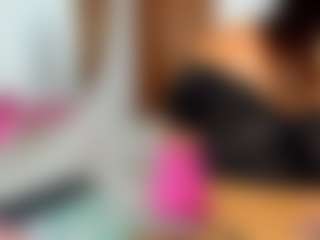 Live cam show with alejamoore - Amateur on Camsoda