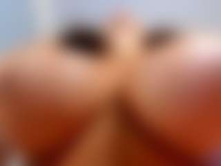 alejamoore's Live Sex Cam Show